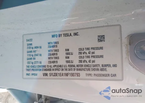 2022 Tesla Model 3 Rear-Wheel Drive z USA, uszkodzony, nr VIN 5YJ3E1EA1NF190793